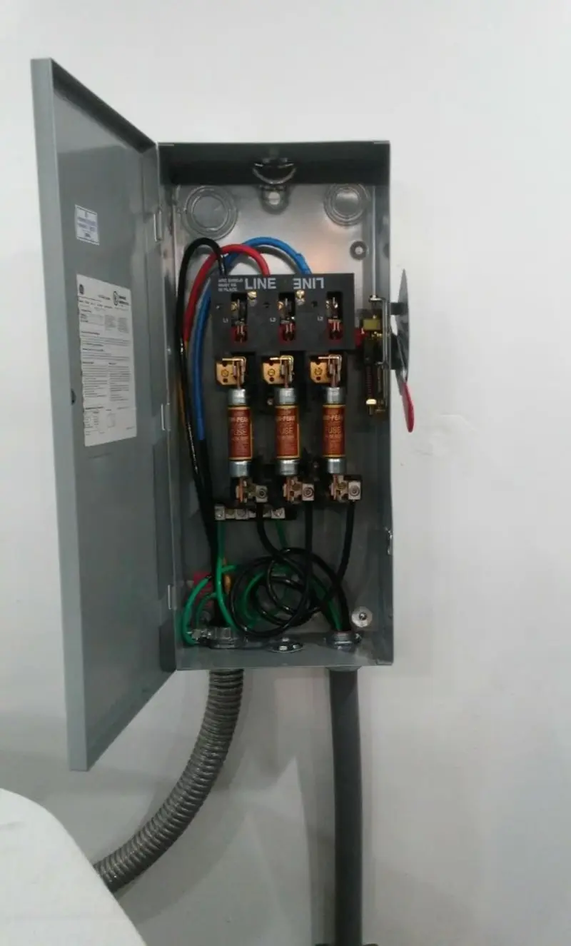 Three-phase disconnect switch installed for Electrical Wiring & Rewiring in Sheldon